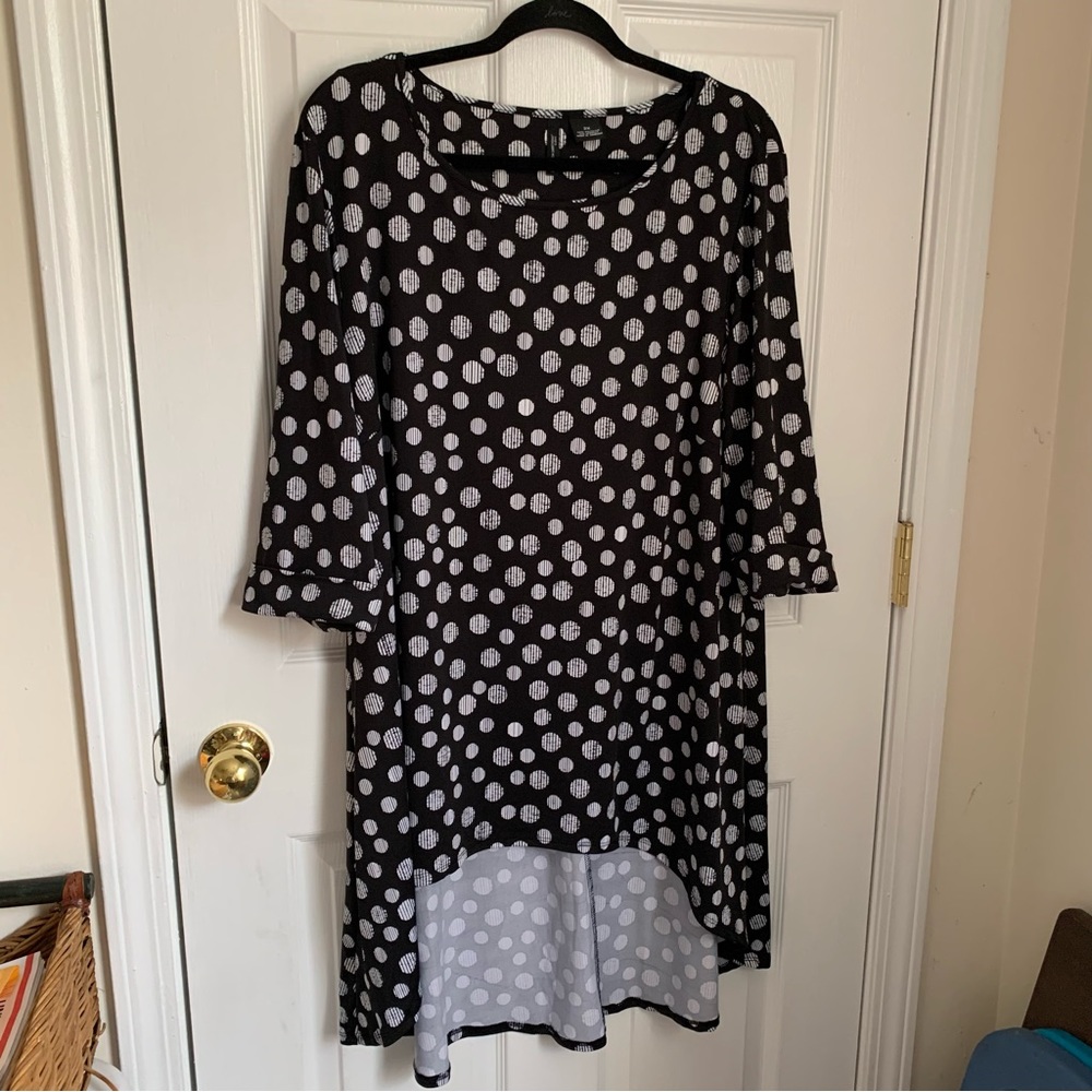 New Directions 2x hi-low black/white polka dot dress tunic